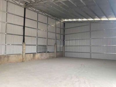 Cho thuê kho xưởng giá rẻ đg xe cotino 9tr