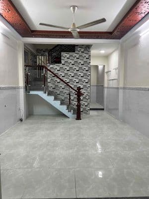 Giá rẻ cho thuê nhà riêng điện nước chính thức Quận 7