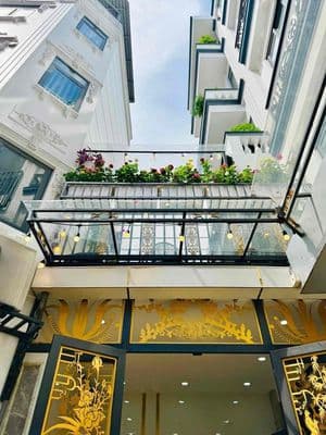 Nhà lê đức thọ(4*13m)-5t-5pn-1p thờ-1p giải trí-3wc-ngủ dưới trệt-xe