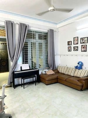 5x18m trệt lầu 2pn full Nội thất TL37 hẻm ô tô gần trường cấp 1,2,3