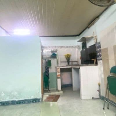 Nhà 18m² – giá chỉ bằng một chiếc ô tô - khu hiện hữu không quy hoạch