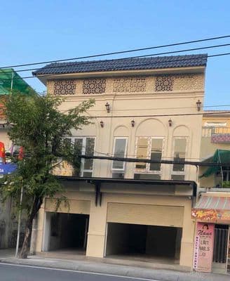Nhà mới xây mặt tiền đường huỳnh tấn phát- nhà bè