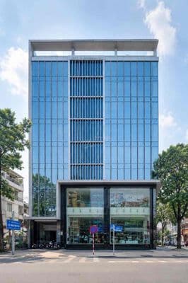 Cho thuê tòa nhà mặt tiền đường đinh tiên hoàng dt 15 x 27m quận 1