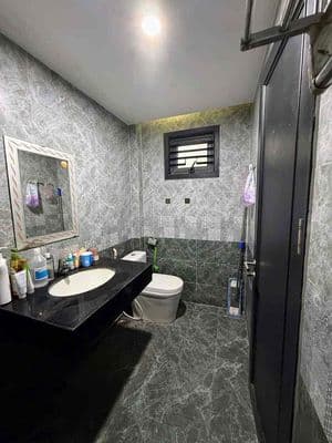 Chính chủ cho thuê căn hộ 1PN mặt tiền Ngô Quyền