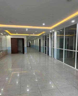 CHO THUÊ SHOWROOM QUỐC LỘ 13 - THUẬN AN - Diện tích: 600m2 mặt tiền 19