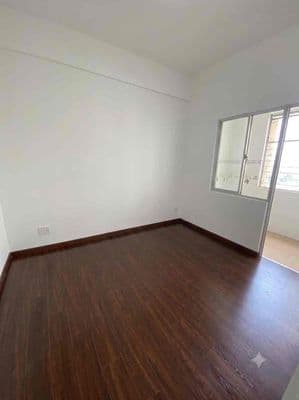 Nhà đẹp Cao Ốc B ngô Gia Tự( 53m2 2pn, bếp, tivi, tủ lạnh, sofa)