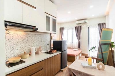 Căn hộ ban công full nt ngay phan huy ích