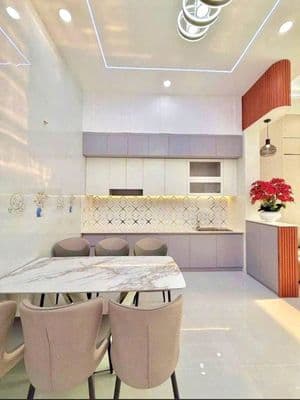 NHÀ Cấp 4 PHONG PHÚ, hơn 200m2/1tỷ250. 2PN,1WC, SHR, có thổ. Giá tổng