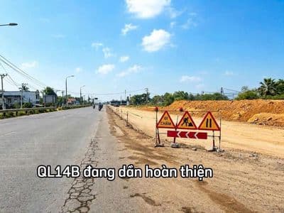 2 lô kề mặt tiền quốc lộ có lề 30m giá chỉ 13tr/m2