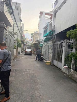 Chính chủ cần bán nhà hẻm xe hơi đường thống nhất