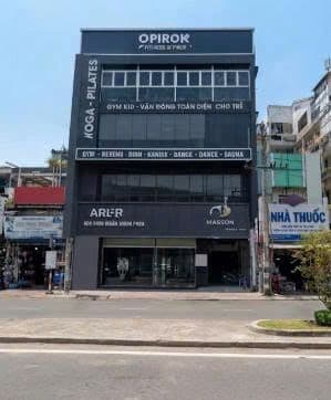 Cho thuê mt nguyễn tri phương gần lê hồng phong q10 14x25m f&b