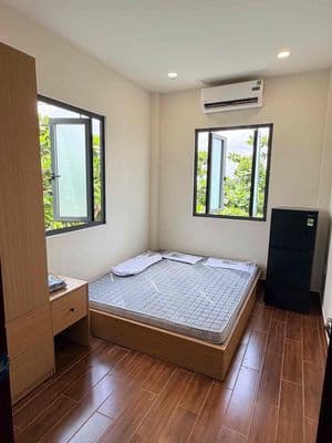 Cho thuê căn 3PN 2WC_ Nguyễn xí , full nội thất ban công lớn