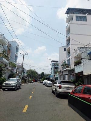 Bán nhà góc 2 mặt tiền – vị trí kinh doanh đắc địa q8