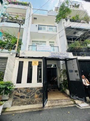 Giá tốt - Nhà 3 tầng hẻm 166 Thích Quảng Đức - 11 tỷ