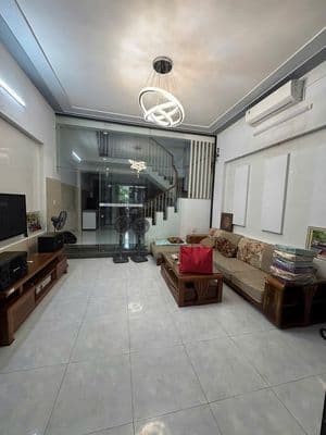 Nhà 2 tầng mặt tiền bàu mạc full nội thất