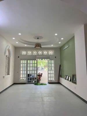 Biệt thự mặt tiền khu bên sông gigamall, 1 trệt 2 lầu 3pn, 25tr.