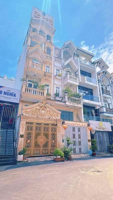 Bán Nhà Mặt Tiền 6 Tầng * 70m2 Dương Quảng Hàm Giá Tốt