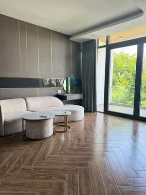 Cần cho thuê nhà 3 tầng đường Nguyễn Mậu Tài, Hòa Xuân vị trí đẹp