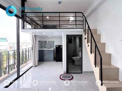 Cho thuê chdv full nội thất ban công đi bộ qua đại học văn lang
