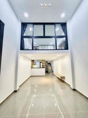 Hiếm , Nguyễn Chí Thanh Quận 11 , 45M2 , Hoàn công đủ , SÁT MẶT TIỀN
