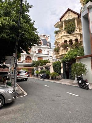Siêu Phẩm Khu Compound 284 Nguyễn Trọng Tuyển, 5x20, Cn 100m2, 3 Lầu