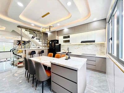 kẹt tiền cắt lỗ 500tr cho căn nhà xây mới 2 lầu nay còn 5t2