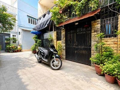Nhà chính chủ 55m² - 20m ra mặt tiền hoàng trọng mậu – kdc him lam q7