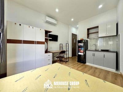 Cho thuê studio cửa sổ trời đầy đủ nội thất đi bộ qua đh vhu - âu cơ.