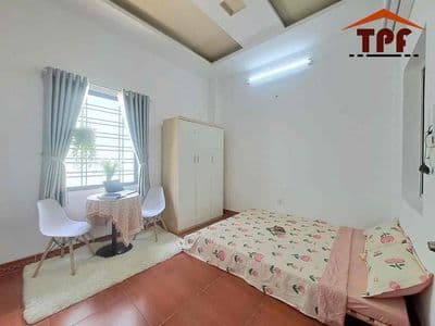 Căn hộ của sổ huỳnh văn nghệ đầy đủ tiện ích