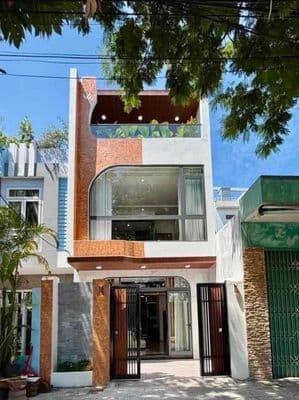 Nhà 3 tầng mới mặt tiền đường 7m5 dũng sĩ thanh khê