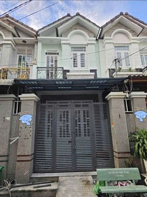 4x16 trệt lầu 2pn 3wc hẻm ô tô 43 vườn lài apd gần đh ntt