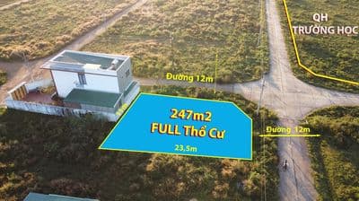 Đất Đấu giá KDL Bàu Cạn Chưprong -Lô Gốc ! 1 tỉ 290 -247m2 -FUlL Thổ