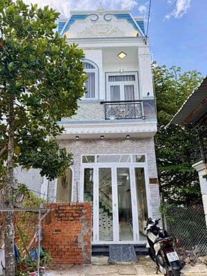 Cho thuê nhà hẻm 387 trần nam phú