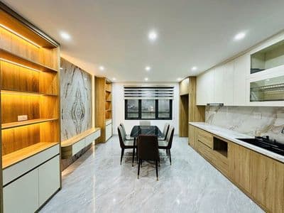 18 tỷ nhà phố thái hà - 6 t - thang máy - nội thất xịn - ngõ oto