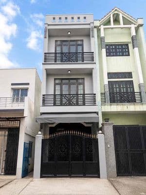 Nhà Mặt Tiền 1 TRỆT 2 LẦU Đường Số Phước Bình