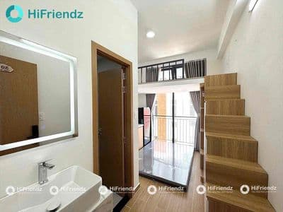 Cho thuê duplex ban công full nt gần phố bùi viện q1