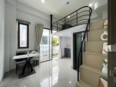 Gần HUFLIT Mới Xây 100% - Nguyễn Ảnh Thủ Ban Công Riêng _ Có Nội Thất
