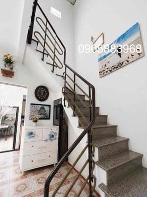 Góc 2 mặt kiệt cù chính lan - nhà đẹp 2 tầng - gần chợ thanh khê