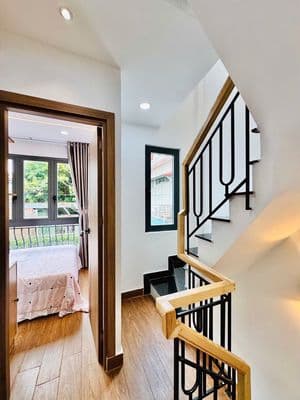 Nhà mới full nt 42m2| 4pn | 3wc. nguyễn v trỗi pn chỉ 15tr, tl