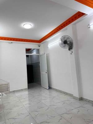 Nhà Mặt Tiền Q5 cho thuê