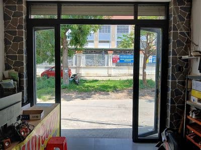 Cho thuê mặt bằng kinh doanh tầng trệt cạnh trường học cấp 2