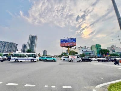 Cho thuê mặt tiền kinh doanh Nguyễn Văn Linh Q7