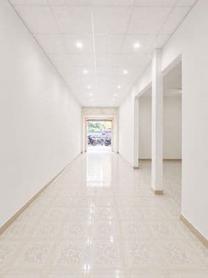 Mặt tiền trần xuân soạn | vị trí đông sinh viên, văn phòng