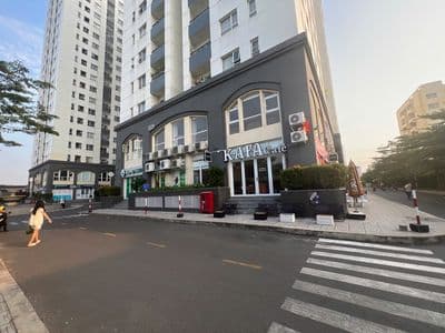 Cho thuê căn góc đẹp nhất c.c dream home. ngay cổng chính. giá 25tr/th
