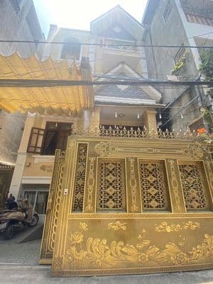 Biệt thự to đùng full nội thất cao cấp gần vincom - ngã 4 thủ đức