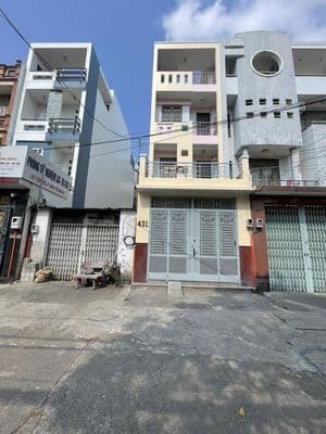 Cho thuê MTKD Đường Tên Lửa, Q.BT, 4,5x20m, 3,5 tấm, 30tr/th. Gần Aon
