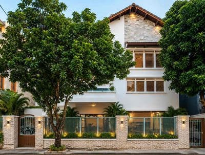 Cho thuê mặt bằng kinh doanh đường phạm ngọc thạch dtsd 2.200m2, quậ