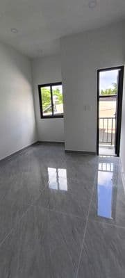 nhà 1 lầu DTSD 60m2 2pn 2wc nhà mới đúc 1 tấm chắc chắn 1ti650tr