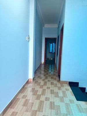 Nhà 4pn giá 11 triệu xe hơi
