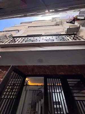 Đại La sát phố 30m -3 ngủ nhà lô góc sáng thoáng , tiện ích chỉ 7 tỷ